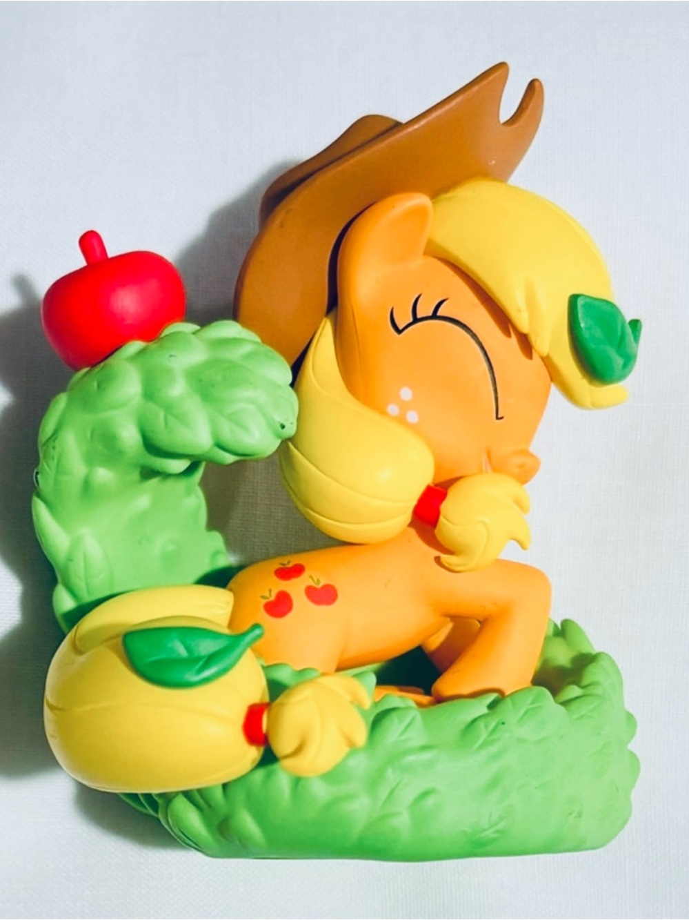 Pop Mart My Little Pony Garden Applejack Figure Hasbro 2021